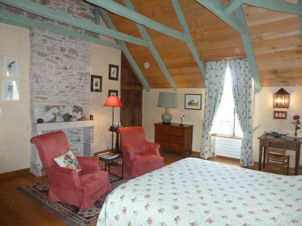 Chambres d'Hôtes du Hameau Les Brunes Bozouls Quarto foto