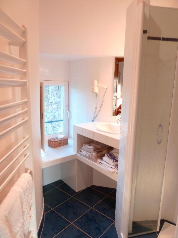 Chambres d'Hôtes du Hameau Les Brunes Bozouls Quarto foto